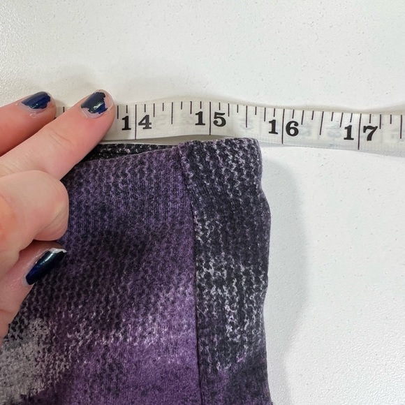 Alo Yoga Goddess Ribbed Legging in Purple and Black - Picture 8 of 9